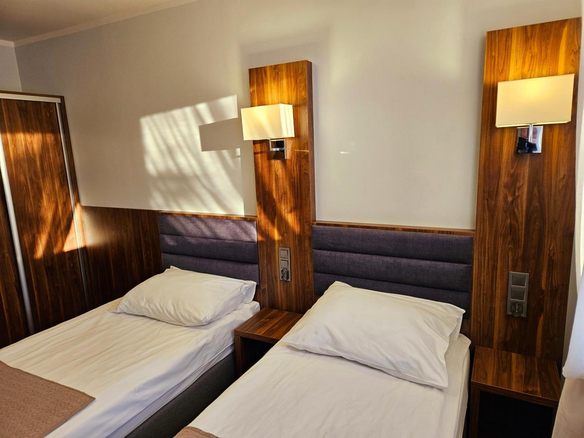 Hotel Hawana Bydgoszcz Exterior foto